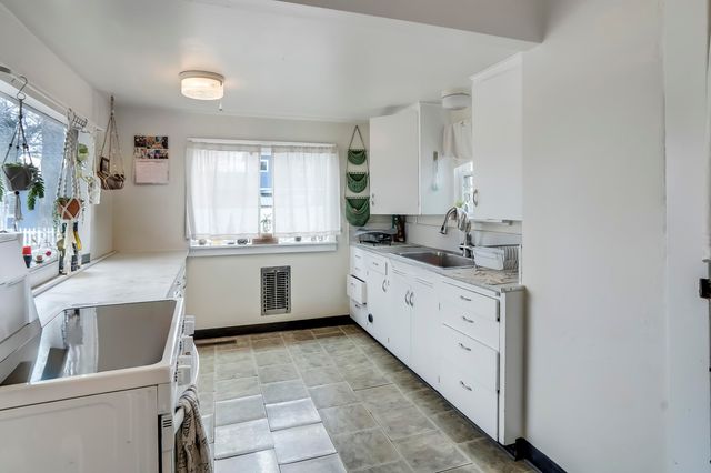 1605 NW 1st Street, Bend, OR 97703