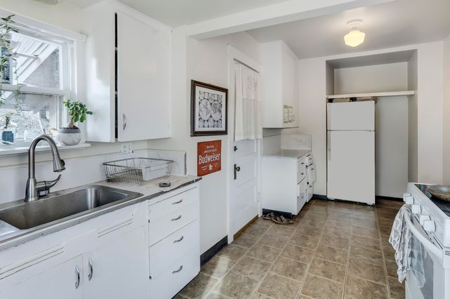 1605 NW 1st Street, Bend, OR 97703