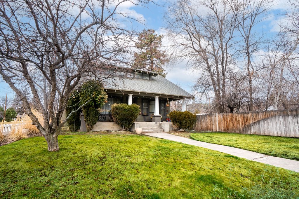 1605 NW 1st Street, Bend, OR 97703