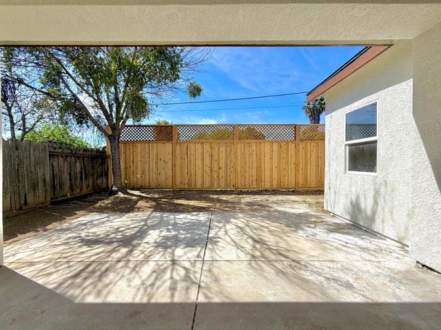 1559 Ronnie Court, Merced, CA 95341