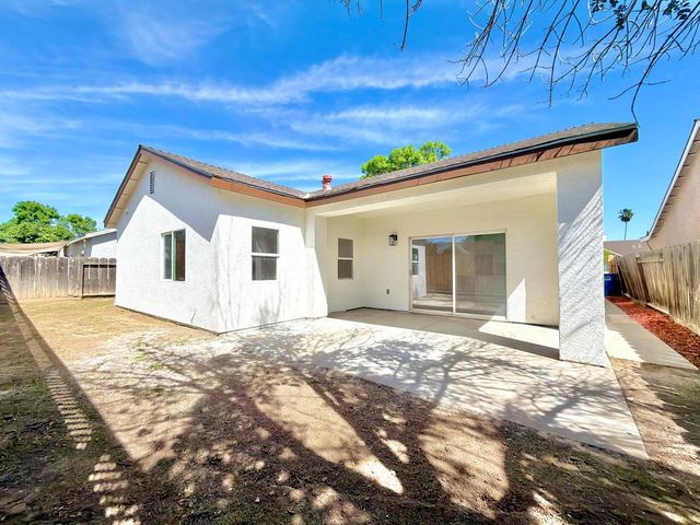 1559 Ronnie Court, Merced, CA 95341