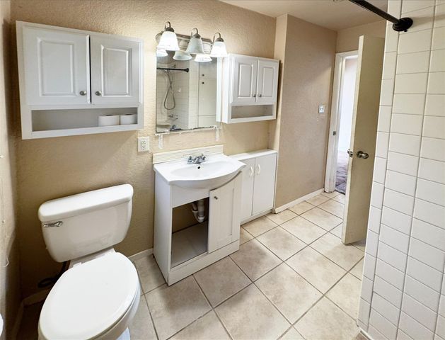 305 Highland Drive, Burnet, TX 78611