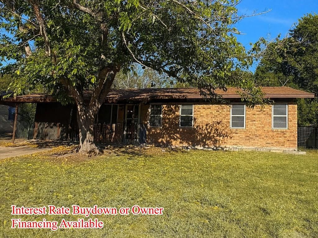 305 Highland Drive, Burnet, TX 78611