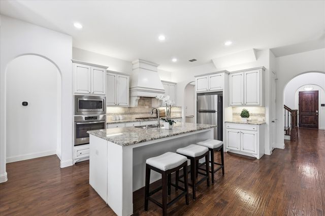 4604 Pony Avenue, Carrollton, TX 75010