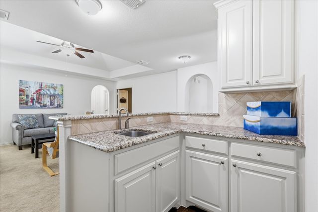 4604 Pony Avenue, Carrollton, TX 75010
