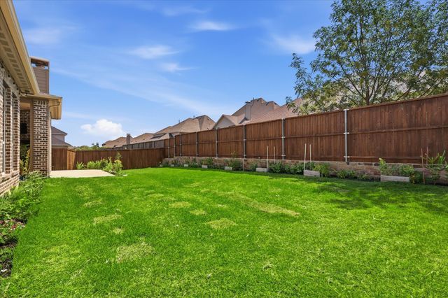 4604 Pony Avenue, Carrollton, TX 75010