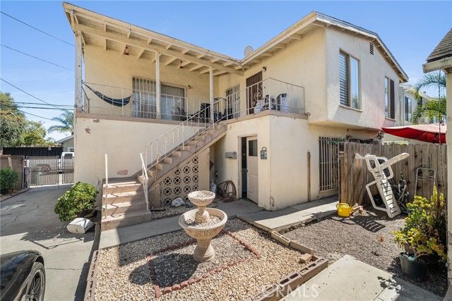 2038 San Anseline, Long Beach, CA 90815