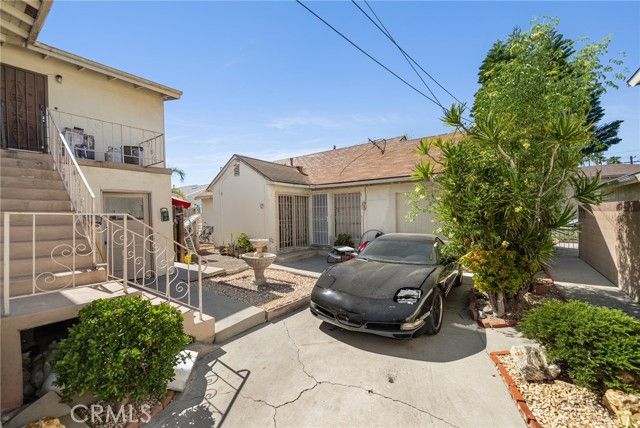 2038 San Anseline, Long Beach, CA 90815