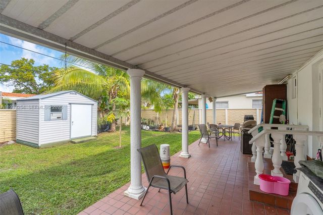 5931 SW 14th St, West Miami, FL 33144