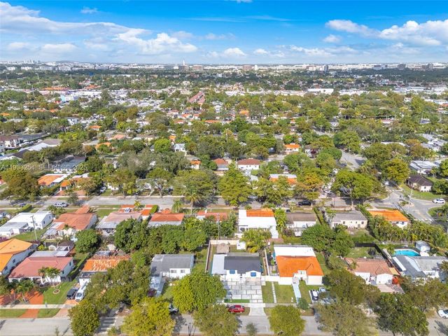 5931 SW 14th St, West Miami, FL 33144