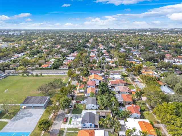 5931 SW 14th St, West Miami, FL 33144