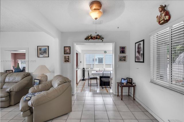 5931 SW 14th St, West Miami, FL 33144