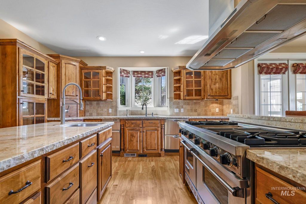 1526 Highway 26, Gooding, ID 83330 photo 1