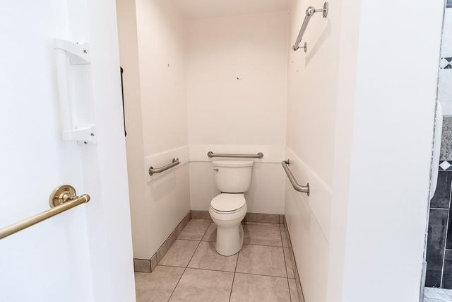 5225 W 122nd Street, Overland Park, KS 66209
