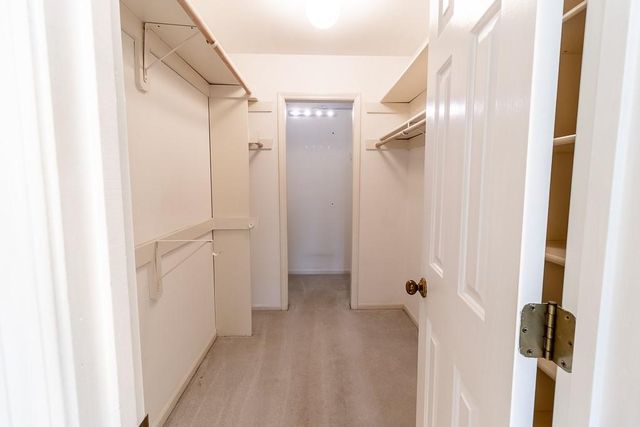 5225 W 122nd Street, Overland Park, KS 66209