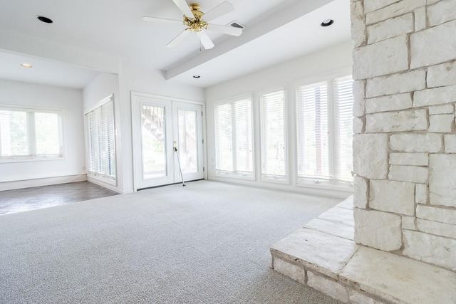 5225 W 122nd Street, Overland Park, KS 66209