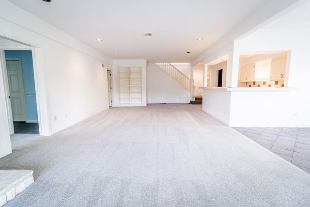 5225 W 122nd Street, Overland Park, KS 66209