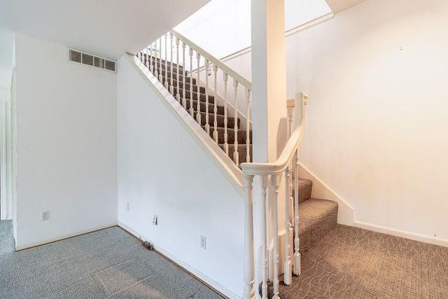 5225 W 122nd Street, Overland Park, KS 66209