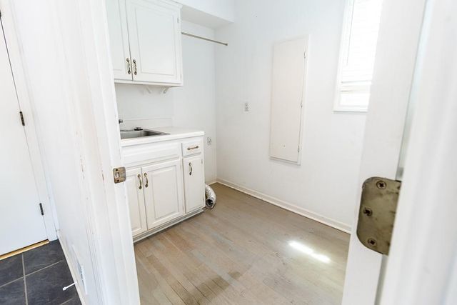 5225 W 122nd Street, Overland Park, KS 66209