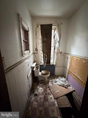 2832 W HAROLD ST, Philadelphia, PA 19132