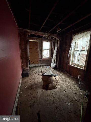 2832 W HAROLD ST, Philadelphia, PA 19132