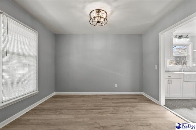 2314 W Meadow Ln., Florence, SC 29501