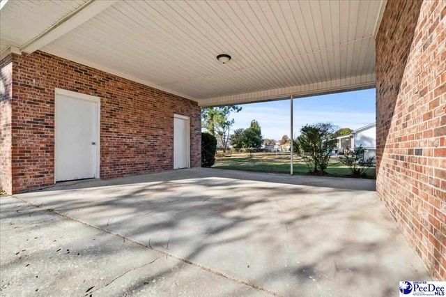 2314 W Meadow Ln., Florence, SC 29501