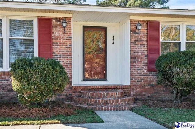 2314 W Meadow Ln., Florence, SC 29501