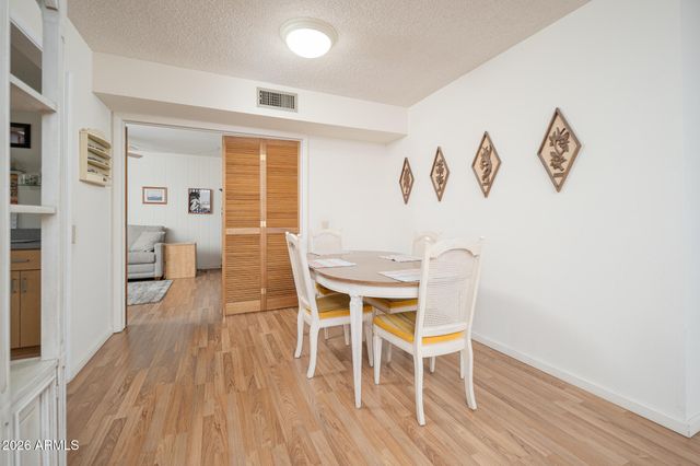 10539 W PALMERAS Drive, Sun City, AZ 85373