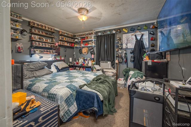 7276 Engleman, Center Line, MI 48015