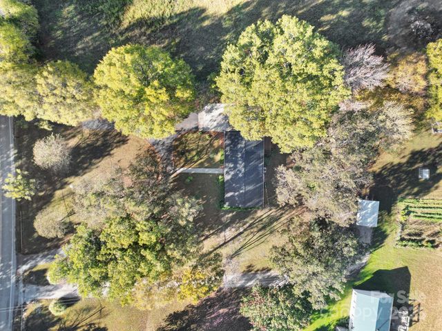 3987 Taxahaw Road, Lancaster, SC 29720