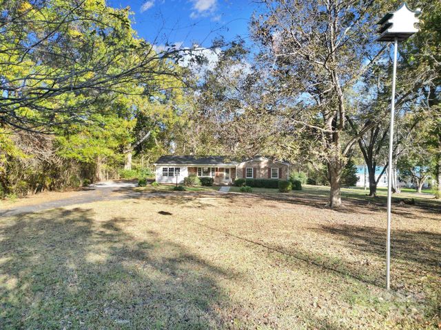 3987 Taxahaw Road, Lancaster, SC 29720