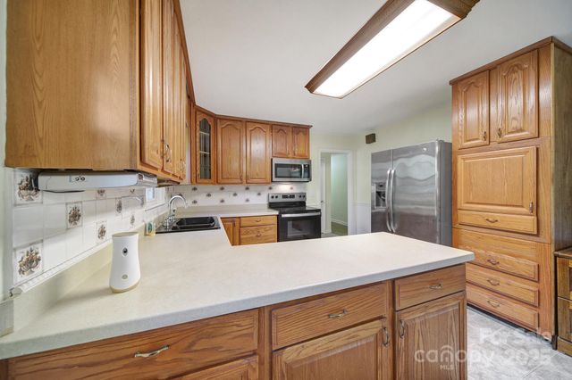 3987 Taxahaw Road, Lancaster, SC 29720