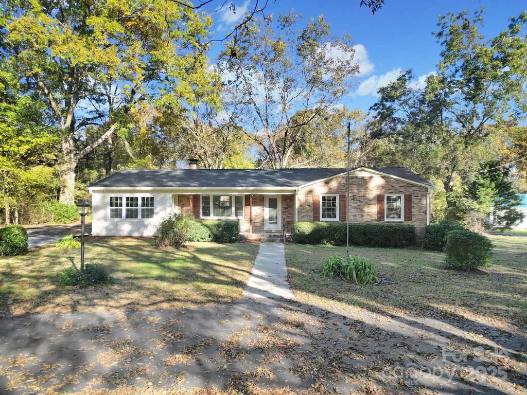 3987 Taxahaw Road, Lancaster, SC 29720