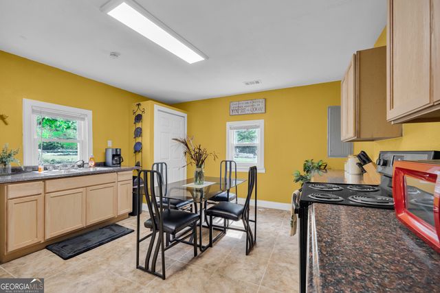 170 Savannah Street, Hartwell, GA 30643