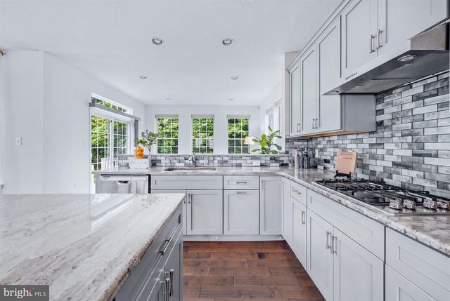 54 WESTHAMPTON DR, Wilmington, DE 19808