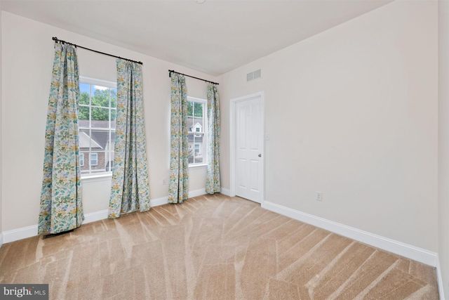 54 WESTHAMPTON DR, Wilmington, DE 19808