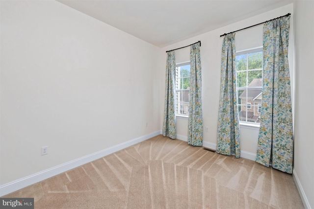 54 WESTHAMPTON DR, Wilmington, DE 19808