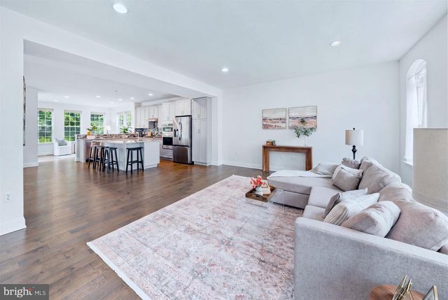 54 WESTHAMPTON DR, Wilmington, DE 19808