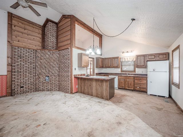 6709 Lincoln Avenue, Evansville, IN 47715