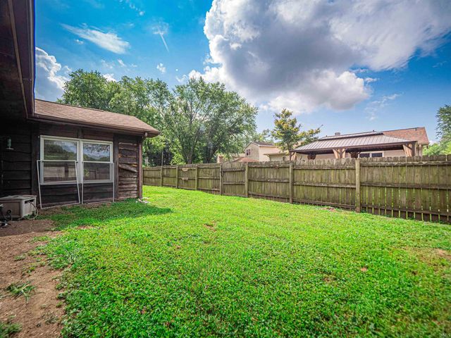 6709 Lincoln Avenue, Evansville, IN 47715