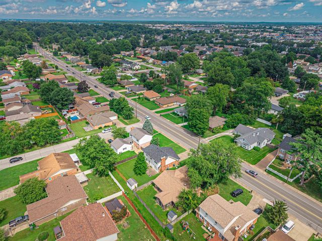 6709 Lincoln Avenue, Evansville, IN 47715