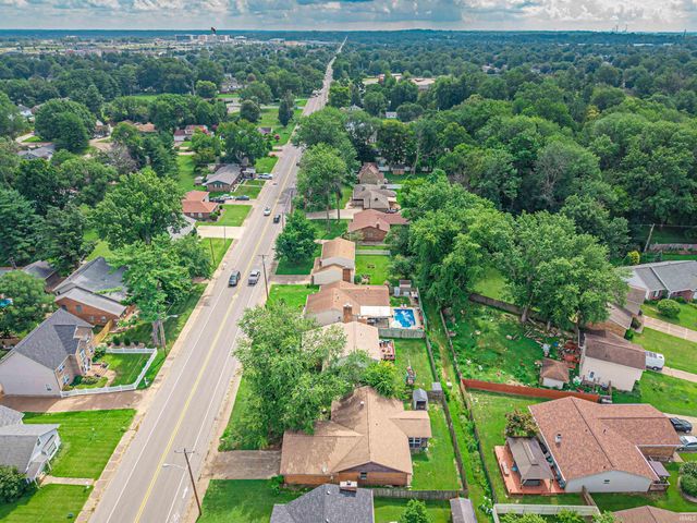 6709 Lincoln Avenue, Evansville, IN 47715