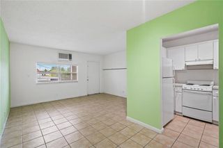 1142 NE 4th Ave 2, Fort Lauderdale, FL 33304