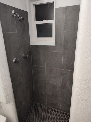 204 Garcia Road NE, Albuquerque, NM 87113