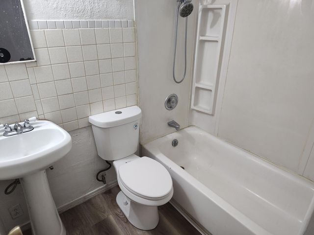 204 Garcia Road NE, Albuquerque, NM 87113