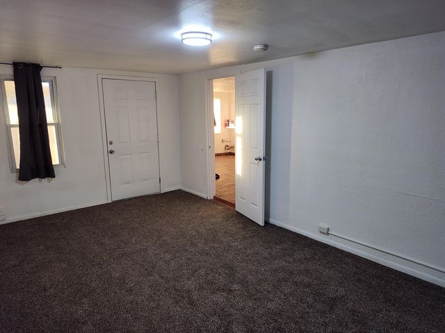 204 Garcia Road NE, Albuquerque, NM 87113