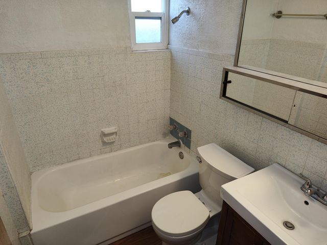 204 Garcia Road NE, Albuquerque, NM 87113