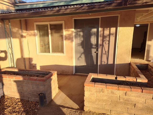 204 Garcia Road NE, Albuquerque, NM 87113