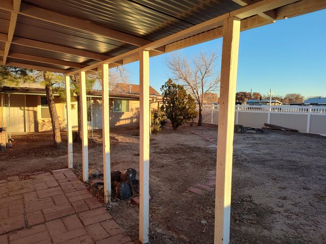 204 Garcia Road NE, Albuquerque, NM 87113